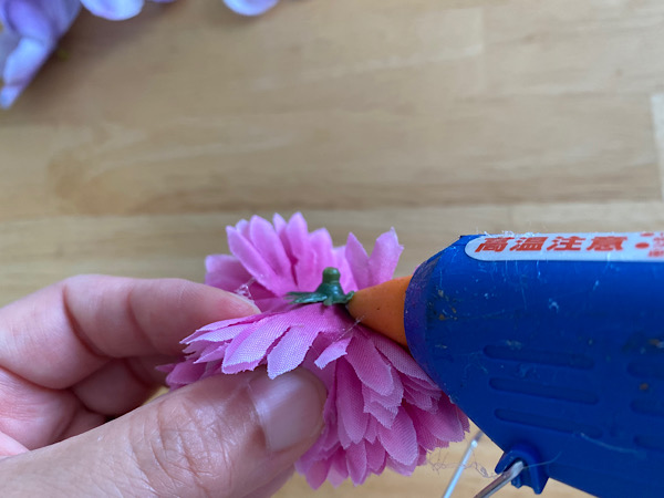 100均造花の簡単髪かざりの作り方