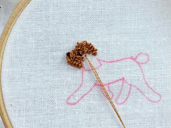 プードル犬の刺繍の作り方