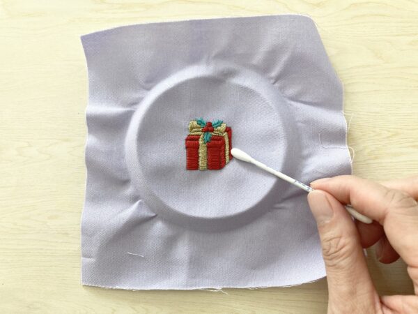 【図案つき】クリスマスプレゼントの刺繍の作り方