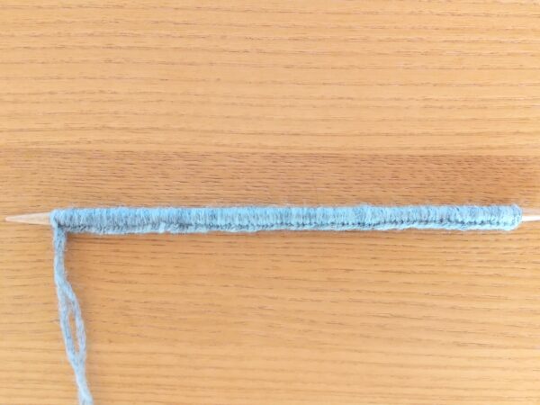 毛糸1玉で編める！基本のニット帽の作り方