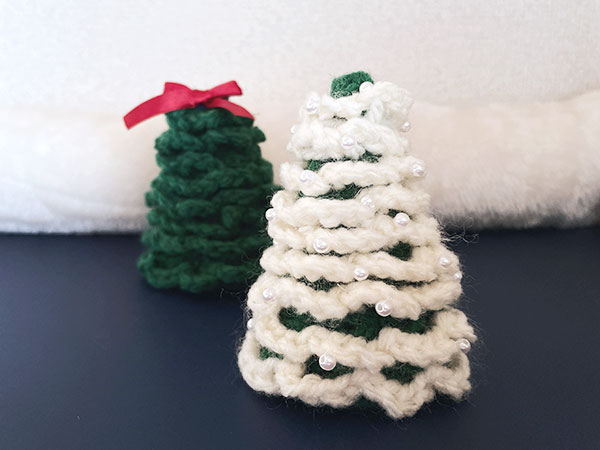 かぎ針編みで編むクリスマスツリー