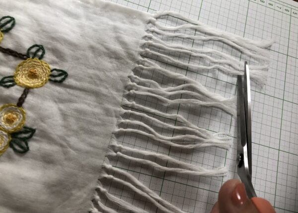 沙羅双樹の刺繍ストールの作り方