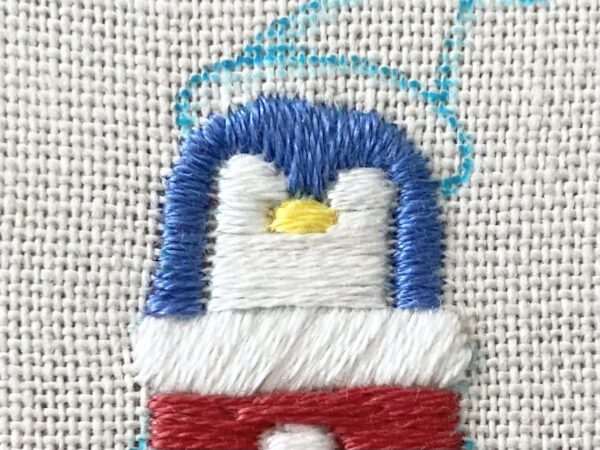 【図案付き】ペンギンサンタの刺繍の作り方