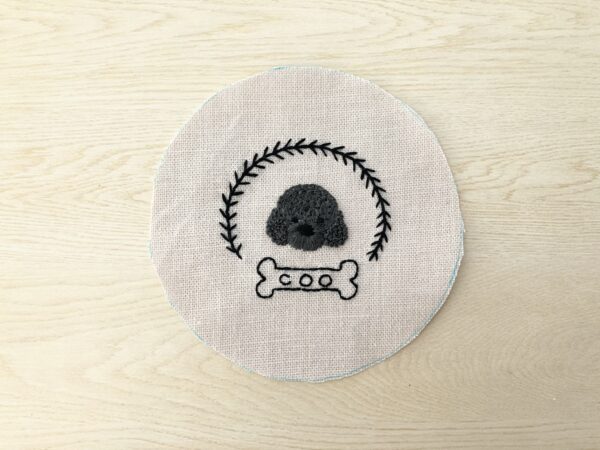 【図案付き】愛犬の刺繍の缶バッジの作り方
