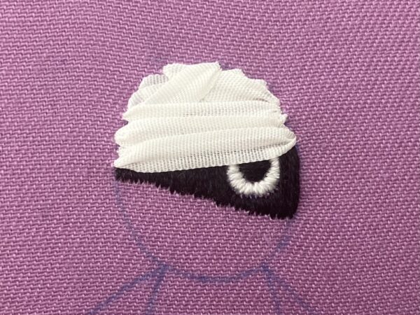 【図案付き】ハロウィンに！ミイラの刺繍の作り方