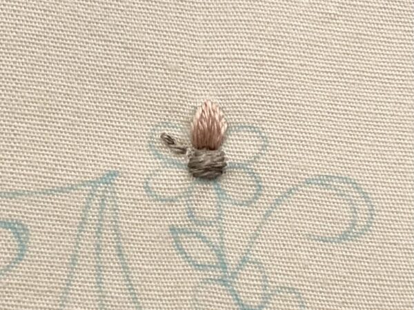 【図案付き】アルファベット「N」の刺繍の作り方