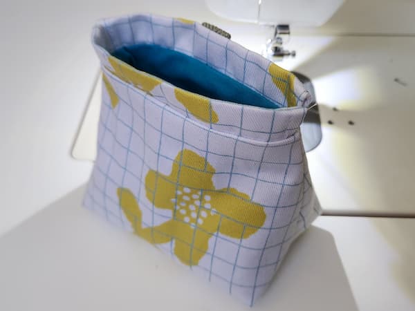 テント形バネ口ポーチの作り方