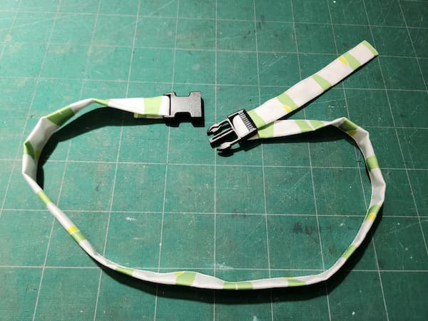 ポケットが取り外し出来るウエストバッグの作り方