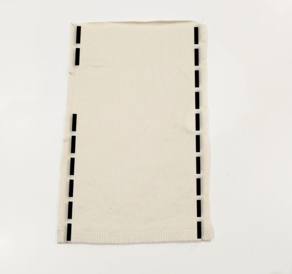 セーターやフリースをリメイクして作るベビー帽子の作り方