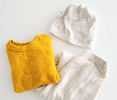 セーターやフリースをリメイクして作るベビー帽子の作り方