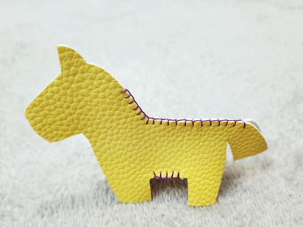 フェルトで簡単ダーラナホース(馬・午)の作り方