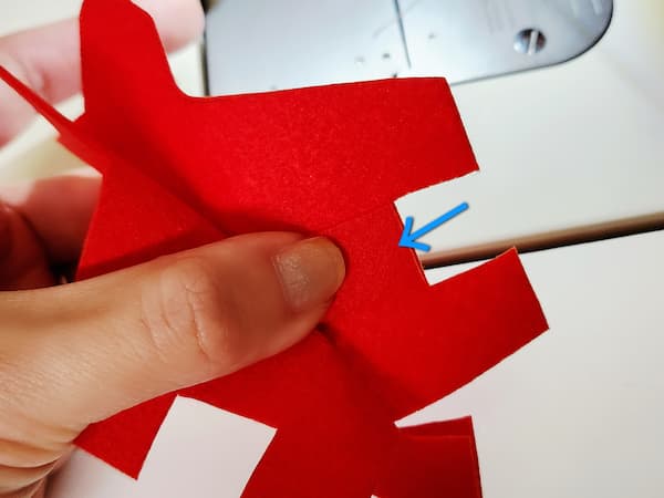 フェルトで簡単ダーラナホース(馬・午)の作り方