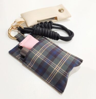 バッグチャームみたいなリップケースの作り方