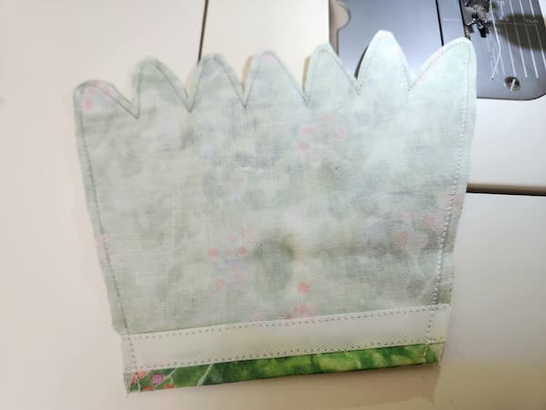 あると役に立つかもしれない小さい草ポケットの作り方