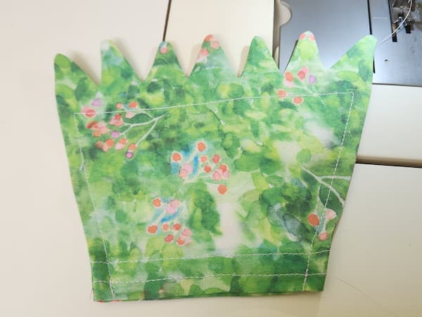 あると役に立つかもしれない小さい草ポケットの作り方