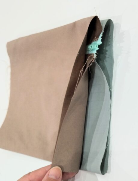 簡単裏地付きフラットポーチの作り方