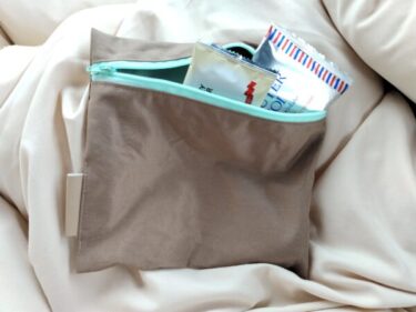 簡単裏地付きフラットポーチの作り方