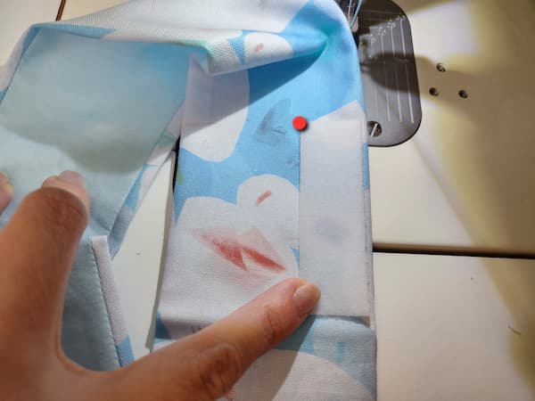 A4ファイルと小物を束ねる布ベルトの作り方