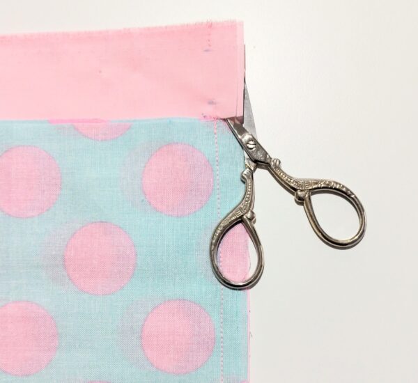 ポンポン付き巾着の作り方