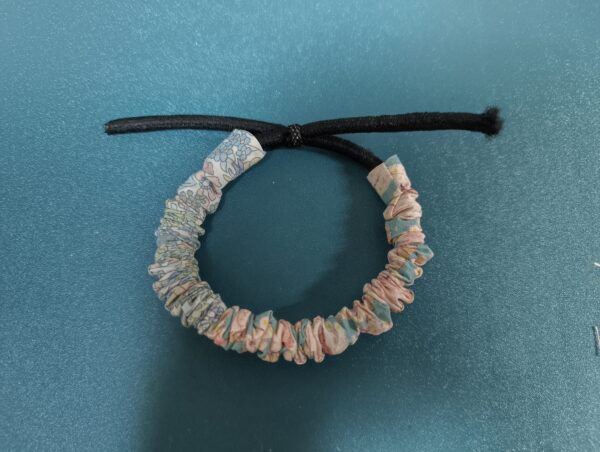 はぎれで作るスリムシュシュの作り方