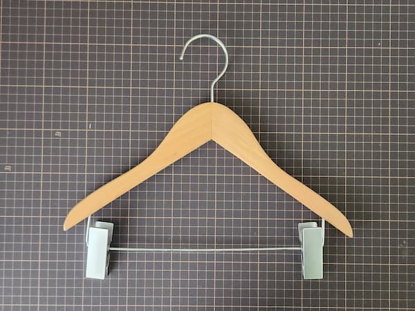 小さな本棚にもなるハンモックの作り方
