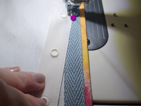 小さな本棚にもなるハンモックの作り方